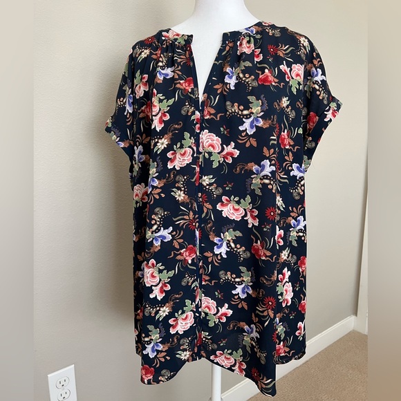 EUC Philosophy Floral Blouse - Picture 1 of 2